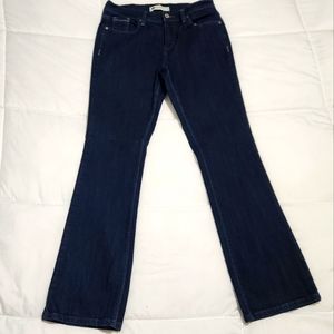 🤠Levis 515 bootcut jeans size 6M
